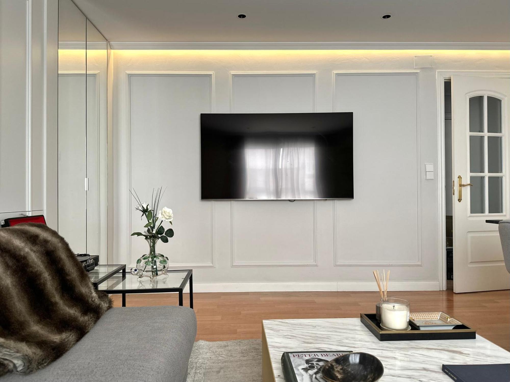 Medina - Luxury Suite Apt. Madrid Center Εξωτερικό φωτογραφία